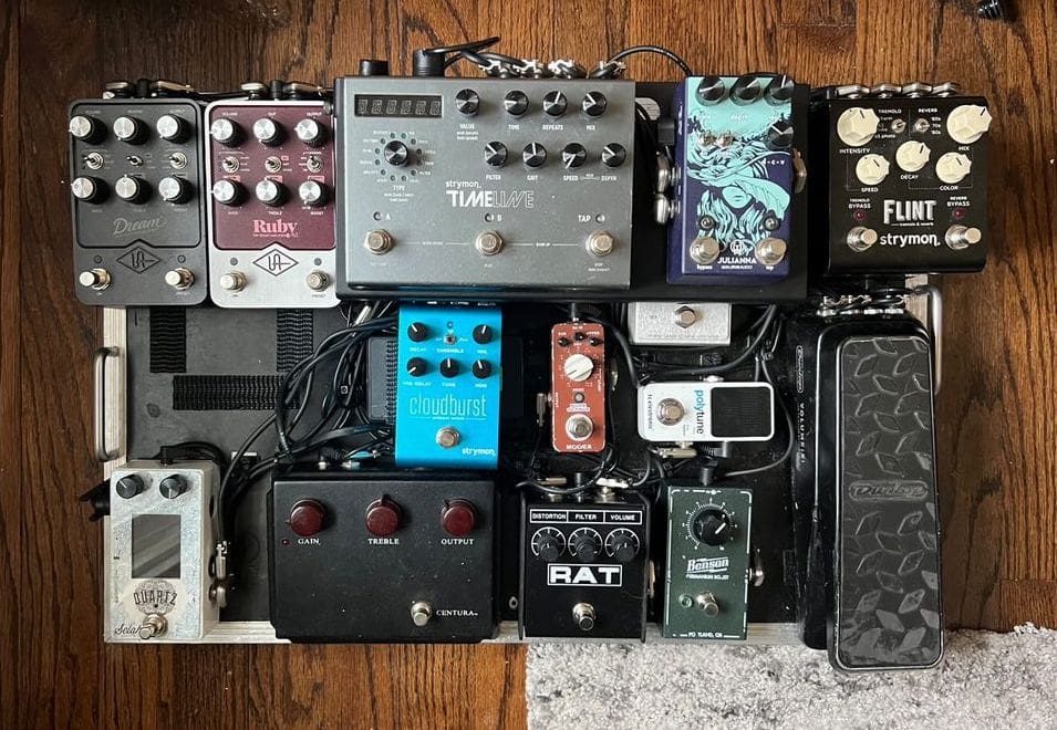 UPPERROOM pedalboard