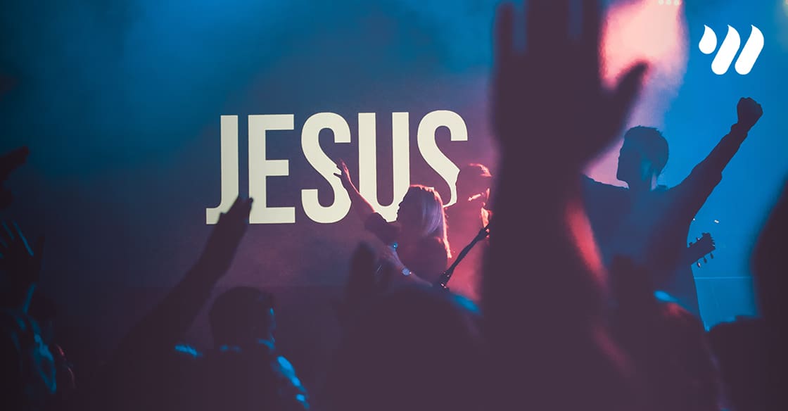 Posturing Ourselves in Worship Should I Be Lifting My Hands? By Jordan Holt
